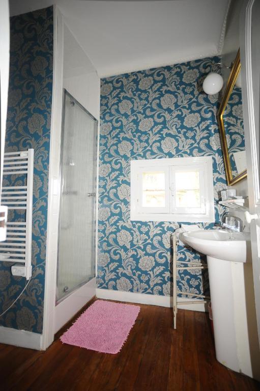 Chateau De Bertreville Bed and Breakfast Δωμάτιο φωτογραφία