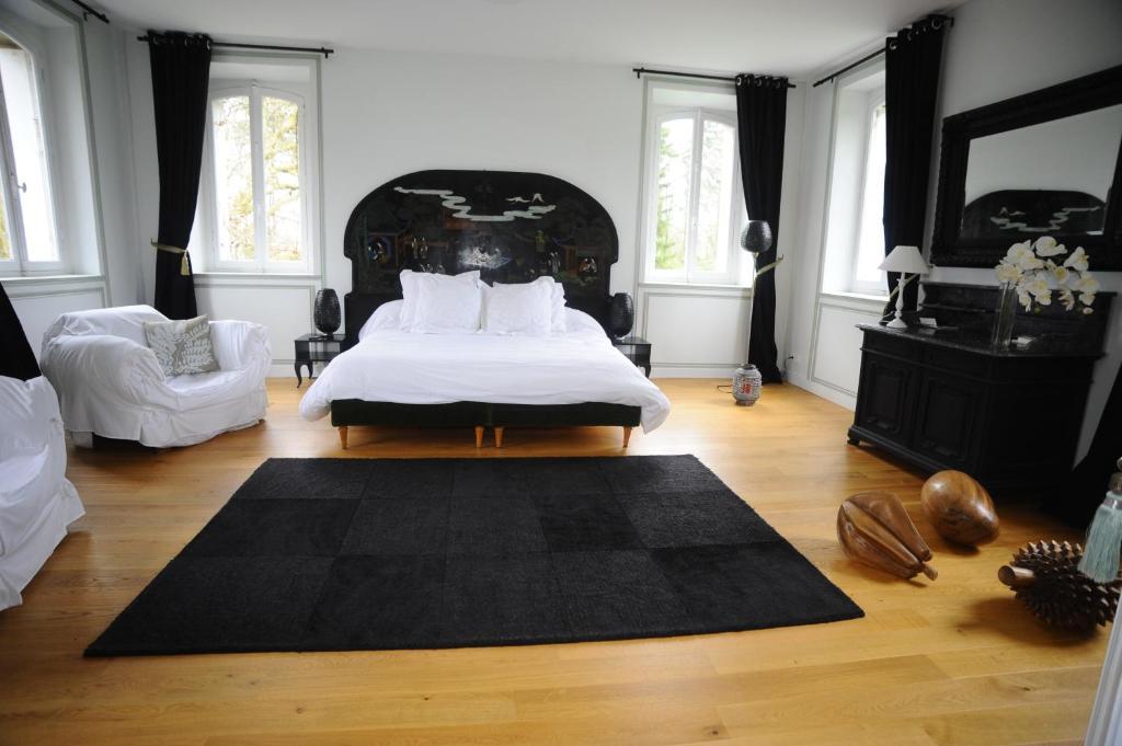 Chateau De Bertreville Bed and Breakfast Δωμάτιο φωτογραφία