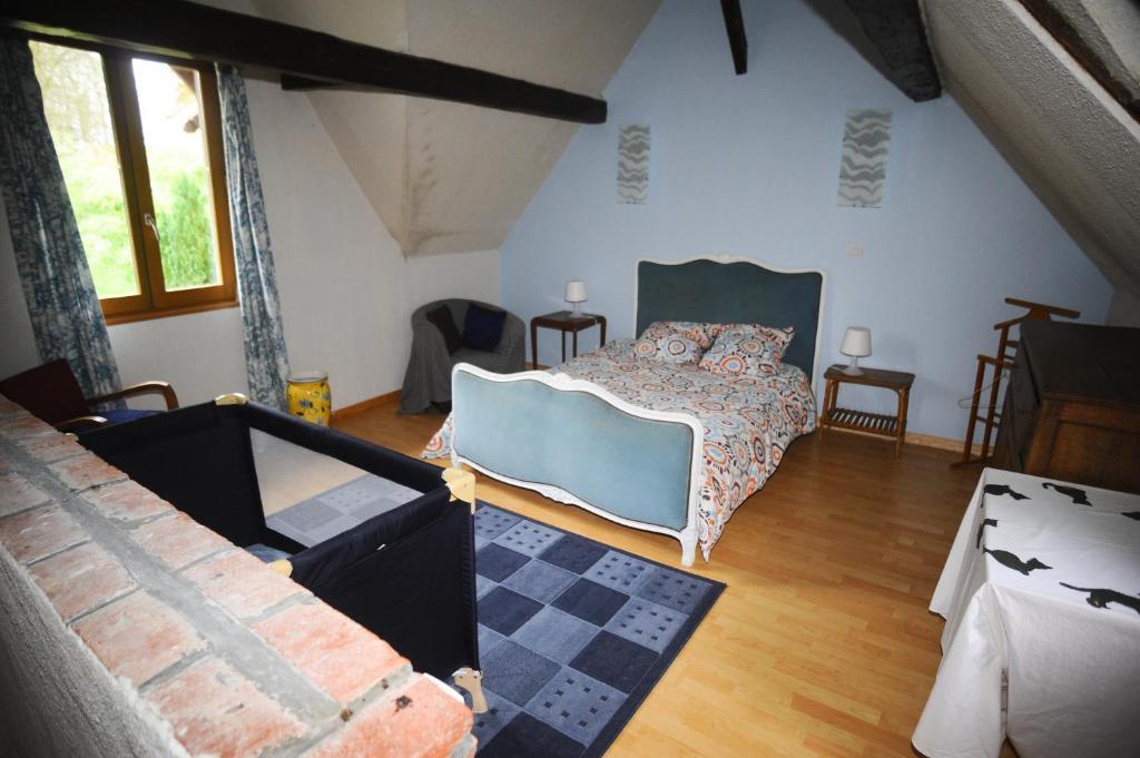 Chateau De Bertreville Bed and Breakfast Δωμάτιο φωτογραφία